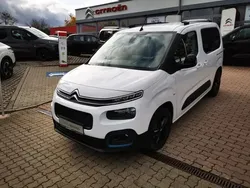 Eisweiß Gebraucht 2023 Citroën e-Berlingo Shine Van / Kleinbus | 26.190 € (Guter Preis)