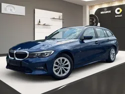 Blau Gebraucht 2022 BMW 320 Advantage Limousine | 22.988 € (Superpreis)