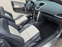 Schwarz Gebraucht 2009 Peugeot 207 CC Roland Garros Cabrio | 5.490 € (Fairer Preis)