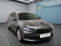 Grau Gebraucht 2025 Skoda Superb Kombi | 44.349 €