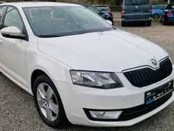Weiß Gebraucht 2013 Skoda Octavia Ambition Limousine | 7.850 € (Fairer Preis)