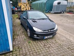 Schwarz Gebraucht 2008 Peugeot 206 CC Cabrio | 550 €