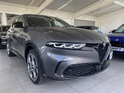Grau Gebraucht 2023 Alfa Romeo Tonale Premium SUV | 33.990 € (Guter Preis)
