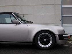 Silber Gebraucht 1985 Porsche 911 Cabrio | 81.500 €