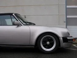 Silber Gebraucht 1985 Porsche 911 Cabrio | 92.500 €