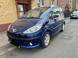 Blau Gebraucht 2005 Peugeot 1007 Kleinwagen | 2.100 € (Fairer Preis)
