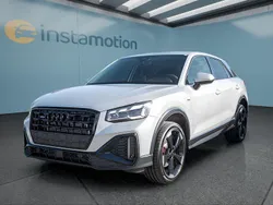 Silber Neu 2025 Audi Q2 SUV | 54.249 €