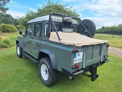 Grün Gebraucht 2009 Land Rover Defender S SUV | 40.490 €