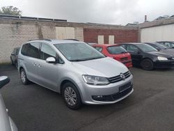 Grau Gebraucht 2015 VW Sharan Van / Kleinbus | 9.700 € (Superpreis)