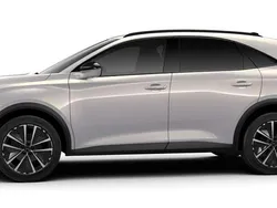 Seidengrau metallic Neu 2025 DS Automobiles DS7 Crossback SUV | 35.027 € (Fairer Preis)