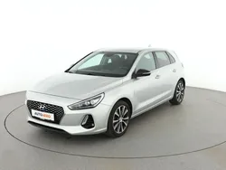 Silber Gebraucht 2017 Hyundai i30 Intro Edition Limousine | 13.550 € (Fairer Preis)