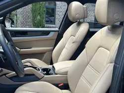 Schwarz Gebraucht 2023 Porsche Cayenne Turbo Chrono SUV | 99.790 €
