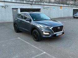 Grau Gebraucht 2019 Hyundai Tucson SUV | 14.580 € (Fairer Preis)