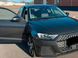Schwarz Gebraucht 2019 Audi A1 Sportback Ambiente Kleinwagen | 14.500 € (Guter Preis)