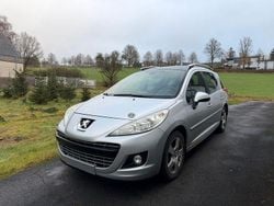 Silber Gebraucht 2012 Peugeot 207 Premium Kombi | 2.250 € (Fairer Preis)
