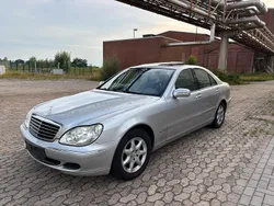 Silber Gebraucht 2005 Mercedes S320 Limousine | 2.700 €