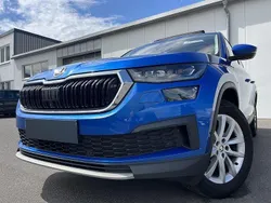 Blau raceblau Gebraucht 2021 Skoda Kodiaq Style SUV | 33.990 € (Fairer Preis)