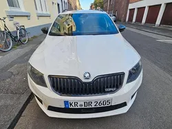 Weiß Gebraucht 2014 Skoda Octavia RS Kombi | 12.200 € (Fairer Preis)