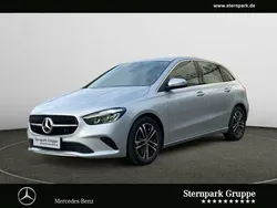 Lack hightechsilber Gebraucht 2024 Mercedes B200 Progressive Van / Kleinbus | 32.380 € (Fairer Preis)