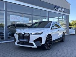 Mineralweiss Gebraucht 2023 BMW iX Sport Line SUV | 63.900 € (Guter Preis)