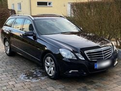 Schwarz Gebraucht 2010 Mercedes E350 Limousine | 9.000 € (Superpreis)