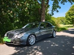 Grau Gebraucht 2008 Mercedes E280 Avantgarde Limousine | 7.000 € (Fairer Preis)