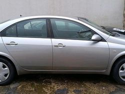 Silber Gebraucht 2003 Nissan Primera Kleinwagen | 1.100 €