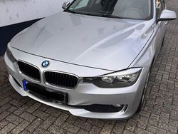 Grau Gebraucht 2014 BMW 320 Sport Line Kombi | 5.900 € (Fairer Preis)