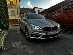 Silber Gebraucht 2015 BMW 218 Kombi | 10.900 € (Superpreis)