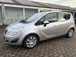 Silber Gebraucht 2010 Opel Meriva Edition Van / Kleinbus | 3.200 € (Superpreis)