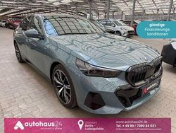 Grün Gebraucht 2024 BMW i5 M Sport Limousine | 55.330 € (Superpreis)