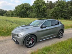 Grau Gebraucht 2020 Alfa Romeo Stelvio Veloce SUV | 22.000 € (Superpreis)