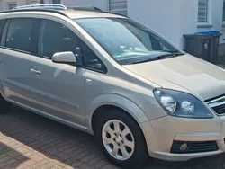 Beige Gebraucht 2005 Opel Zafira Van / Kleinbus | 1.500 € (Guter Preis)