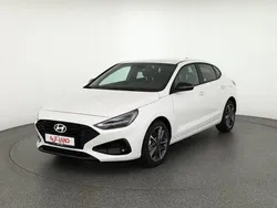 Silber Neu 2024 Hyundai i30 GO! Kombi | 22.490 € (Guter Preis)