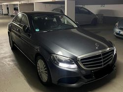 Grau Gebraucht 2016 Mercedes C220 Limousine | 20.500 € (Fairer Preis)