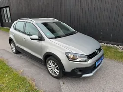 Beige Gebraucht 2011 VW Polo Cross Kleinwagen | 4.900 € (Guter Preis)
