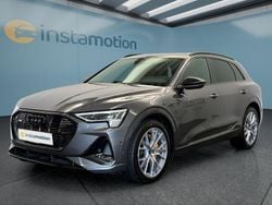 Grau Gebraucht 2022 Audi e-tron S-Line SUV | 42.849 € (Teuer)