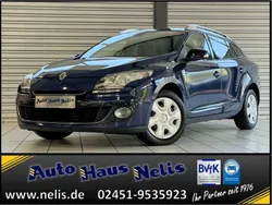 Blau Gebraucht 2012 Renault Mégane III Bose Edition Limousine | 6.990 € (Fairer Preis)