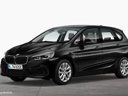 Schwarz Gebraucht 2021 BMW 225 Active Tourer iPerformance Van / Kleinbus | 19.990 € (Guter Preis)