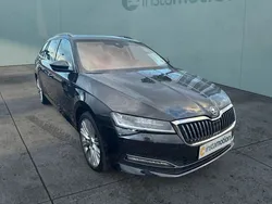 Schwarz Gebraucht 2024 Skoda Superb Style Kombi | 40.610 € (Fairer Preis)