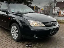 Schwarz Gebraucht 2001 Ford Mondeo Ambiente Kombi | 1.400 € (Fairer Preis)