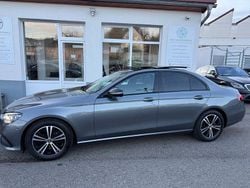 Grau Gebraucht 2021 Mercedes E220 Night Limousine | 32.990 € (Fairer Preis)