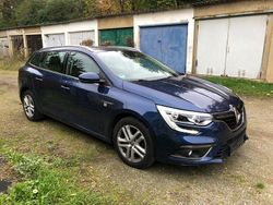 Blau Gebraucht 2018 Renault Mégane GrandTour LIMITED Kombi | 8.500 € (Guter Preis)