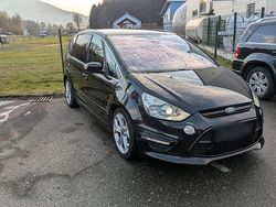 Schwarz Gebraucht 2015 Ford S-MAX S Van / Kleinbus | 15.000 € (Etwas zu teuer)