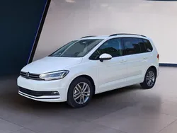 Weiß Gebraucht 2025 VW Touran Comfortline Van / Kleinbus | 34.990 € (Fairer Preis)