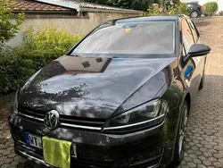 Grau Gebraucht 2015 VW Golf VII Limousine | 12.000 € (Fairer Preis)