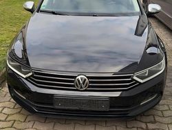 Schwarz Gebraucht 2016 VW Passat Limousine | 8.700 € (Guter Preis)