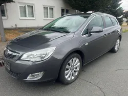 Grau Gebraucht 2011 Opel Astra Eco Kombi | 2.500 € (Guter Preis)