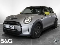 Silber Gebraucht 2023 Mini Cooper SE Essential Kleinwagen | 17.960 € (Superpreis)