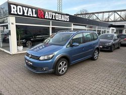 Blau Gebraucht 2012 VW Touran Cross Van / Kleinbus | 12.000 € (Teuer)